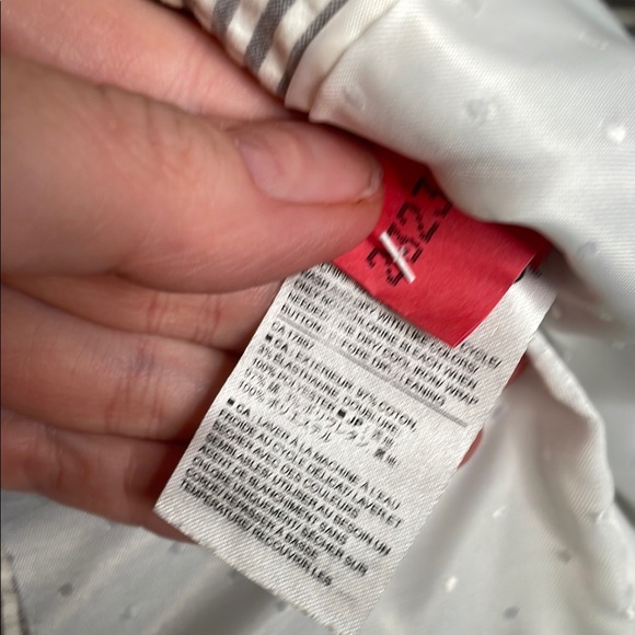 Banana Republic Black and White Blazer with Notched Lapels - Picture 4 of 4